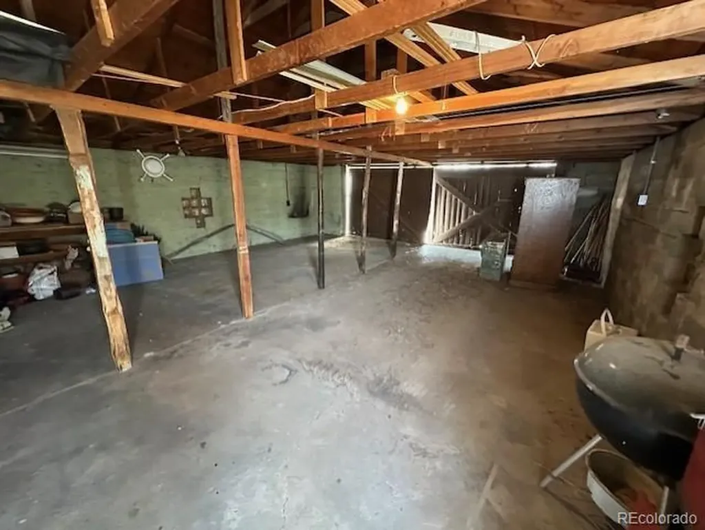 1012 Lincoln Street Wray CO 80758