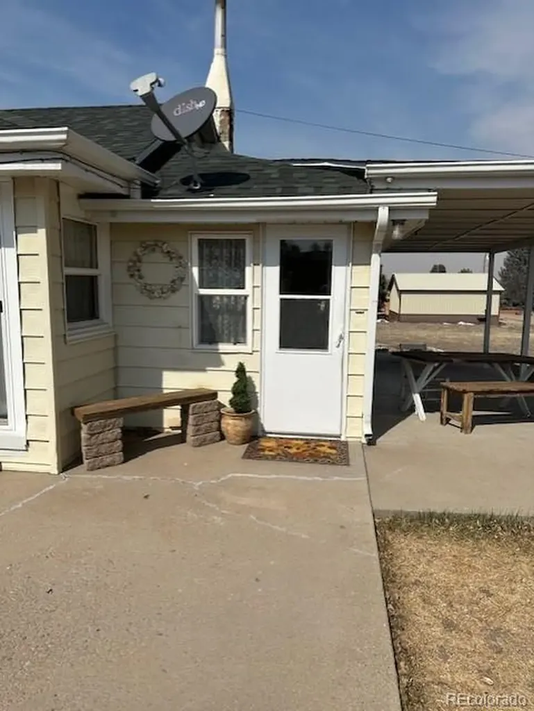 1012 Lincoln Street Wray CO 80758