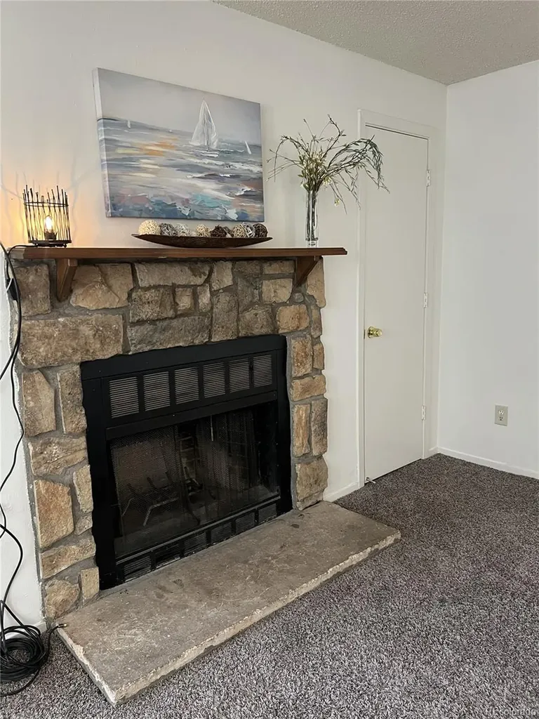 922 S Dearborn Way Aurora CO 80012