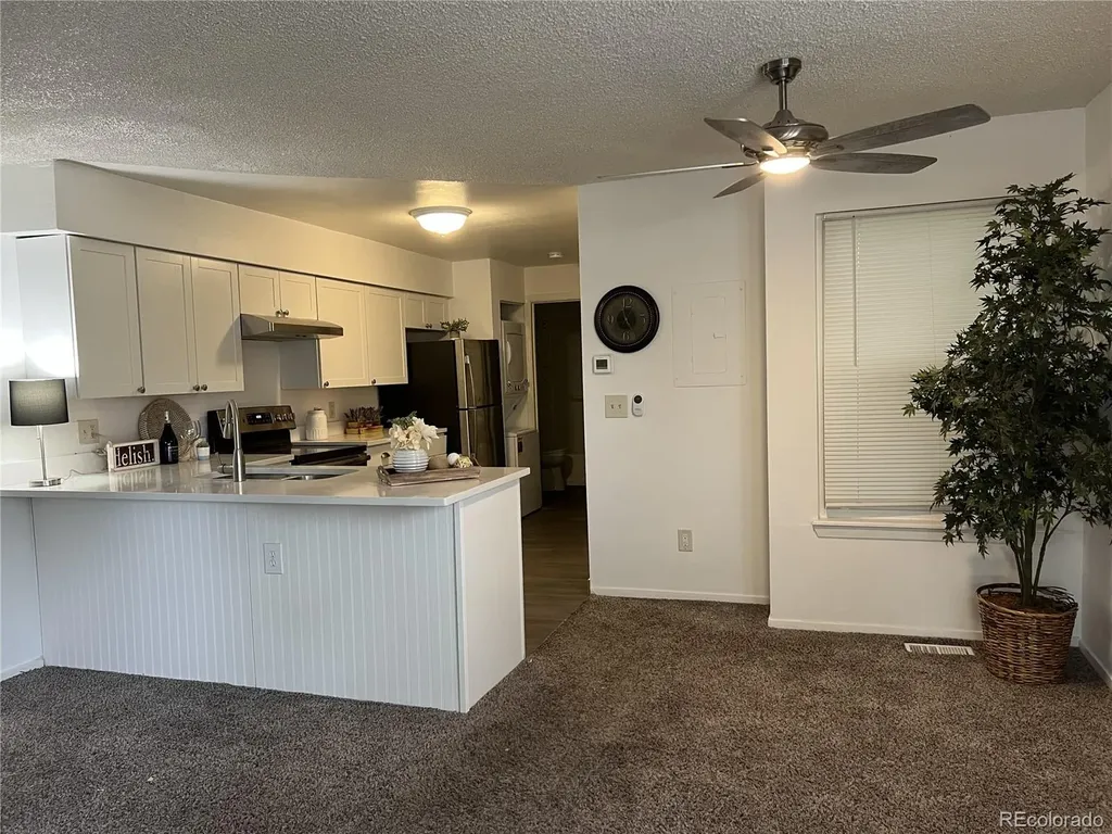 922 S Dearborn Way Aurora CO 80012