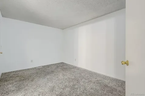 922 S Dearborn Way Aurora CO 80012