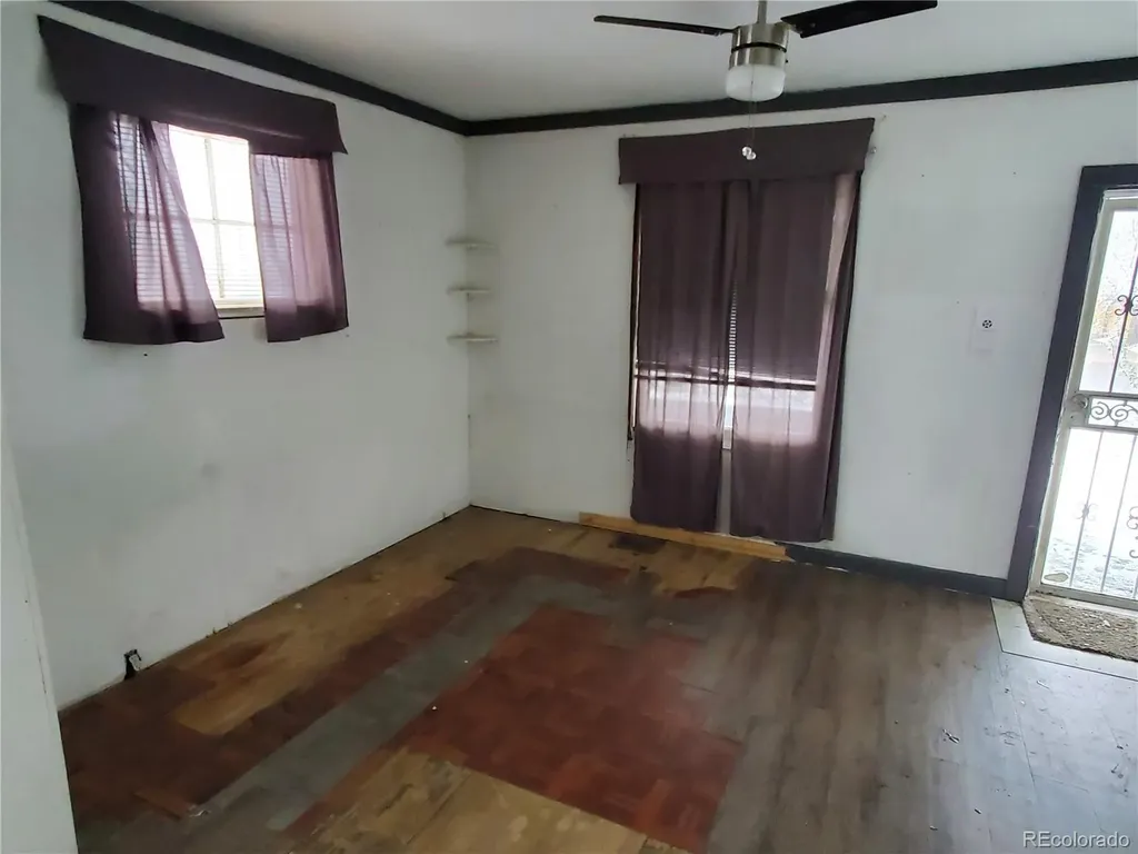 285 S Newton Street Denver CO 80219