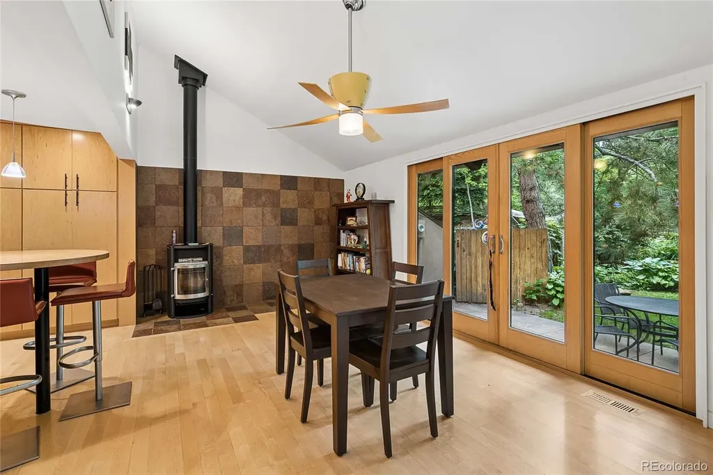 299 Spruce Court Boulder CO 80302