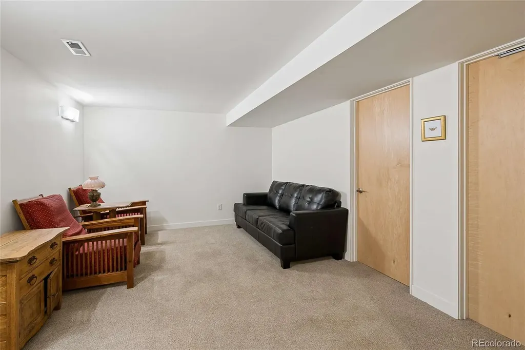 299 Spruce Court Boulder CO 80302