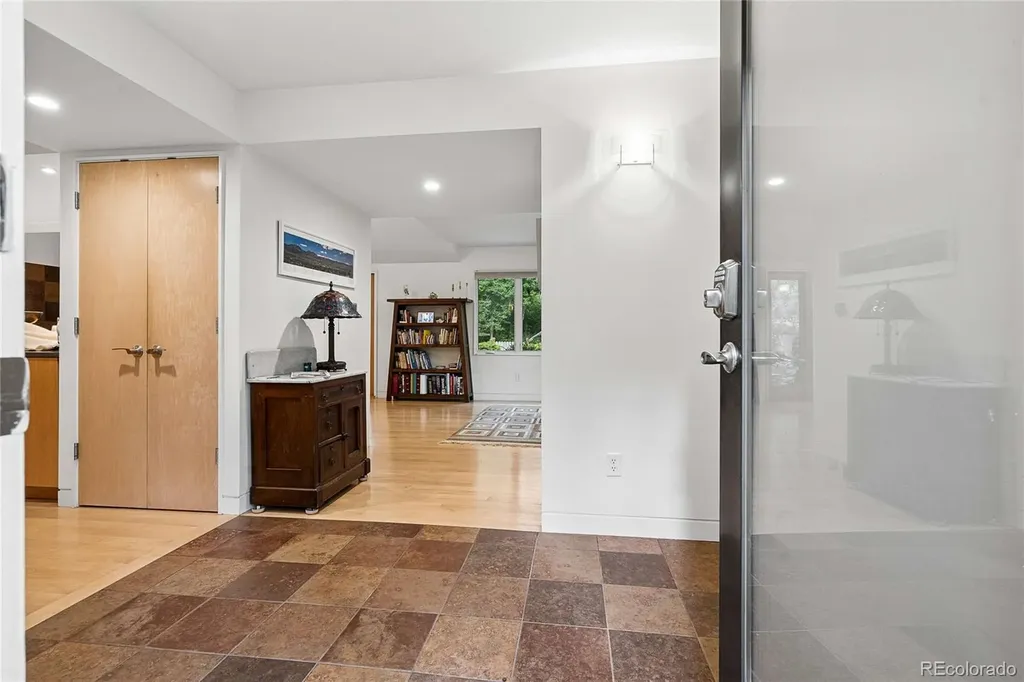 299 Spruce Court Boulder CO 80302