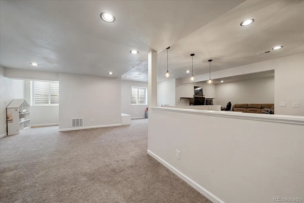 5607 En Joie Place Elizabeth CO 80107