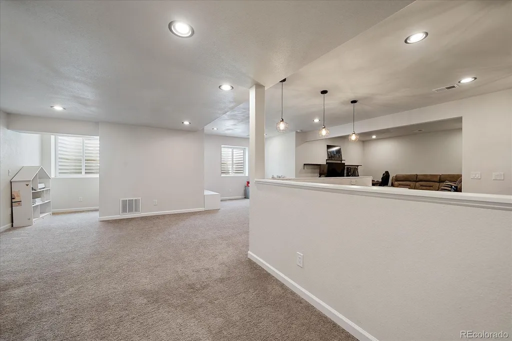 5607 En Joie Place Elizabeth CO 80107