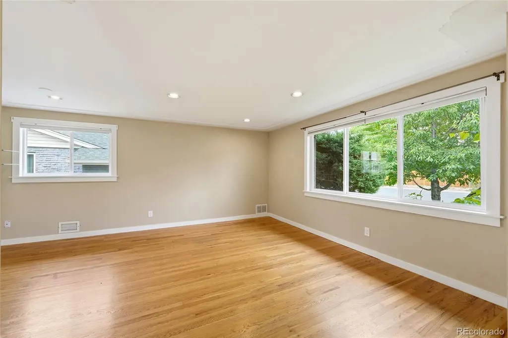 1275 W 4th Avenue Broomfield CO 80020
