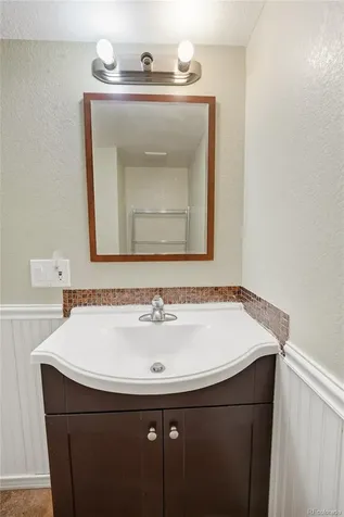 1275 W 4th Avenue Broomfield CO 80020