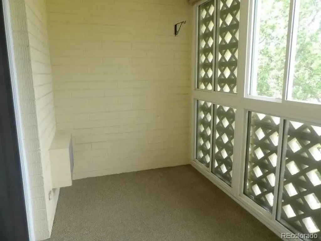 585 S Alton Way Denver CO 80247