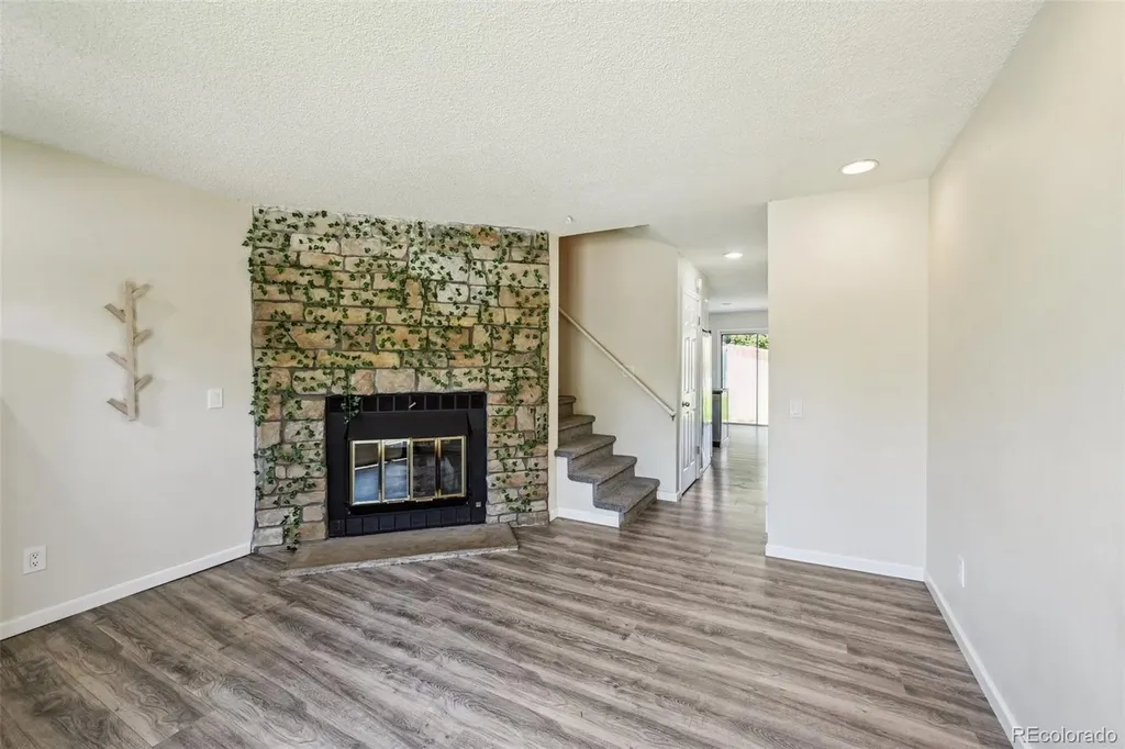 1732 S Blackhawk Way Aurora CO 80012