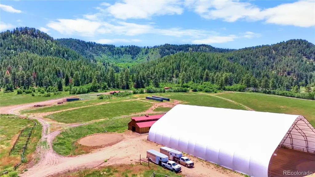 1134 Parelli Institute Drive Pagosa Springs CO 81147