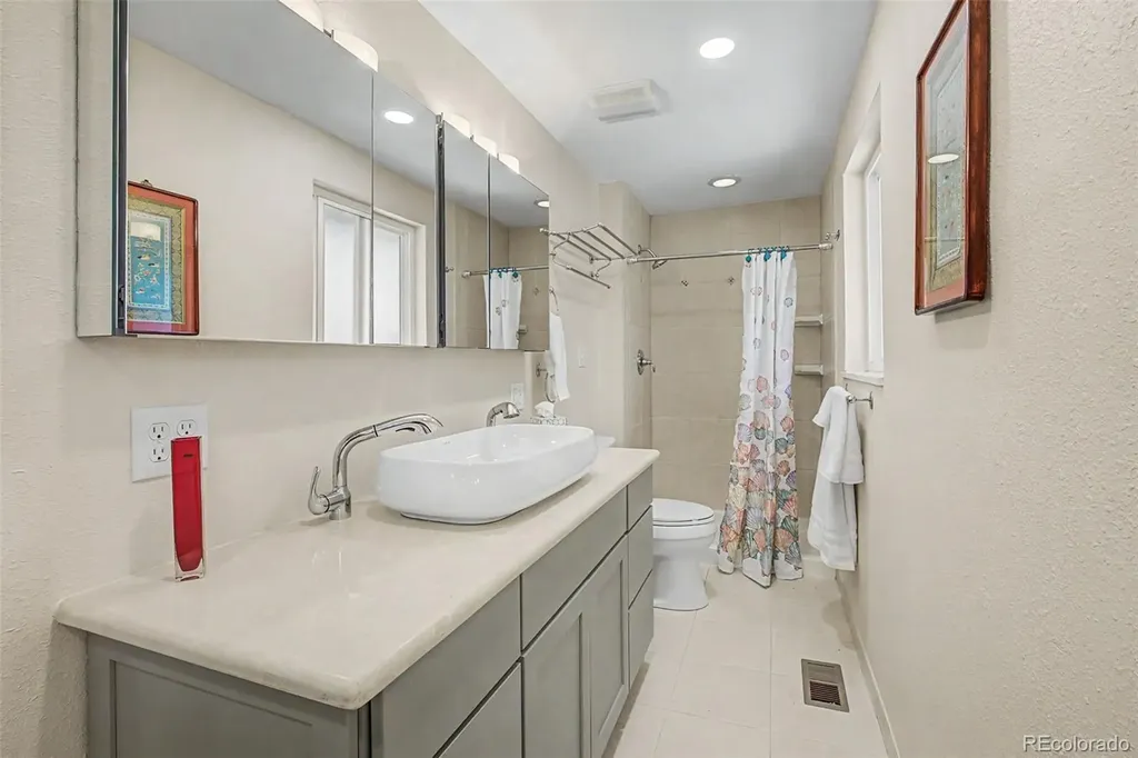 1661 Allison Street Lakewood CO 80214