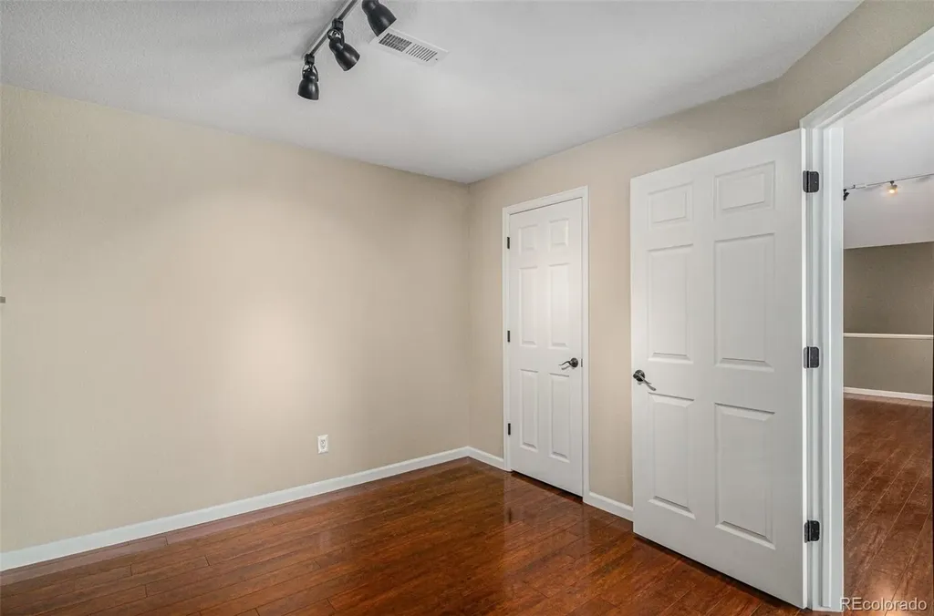 9795 W Freiburg Drive Littleton CO 80127