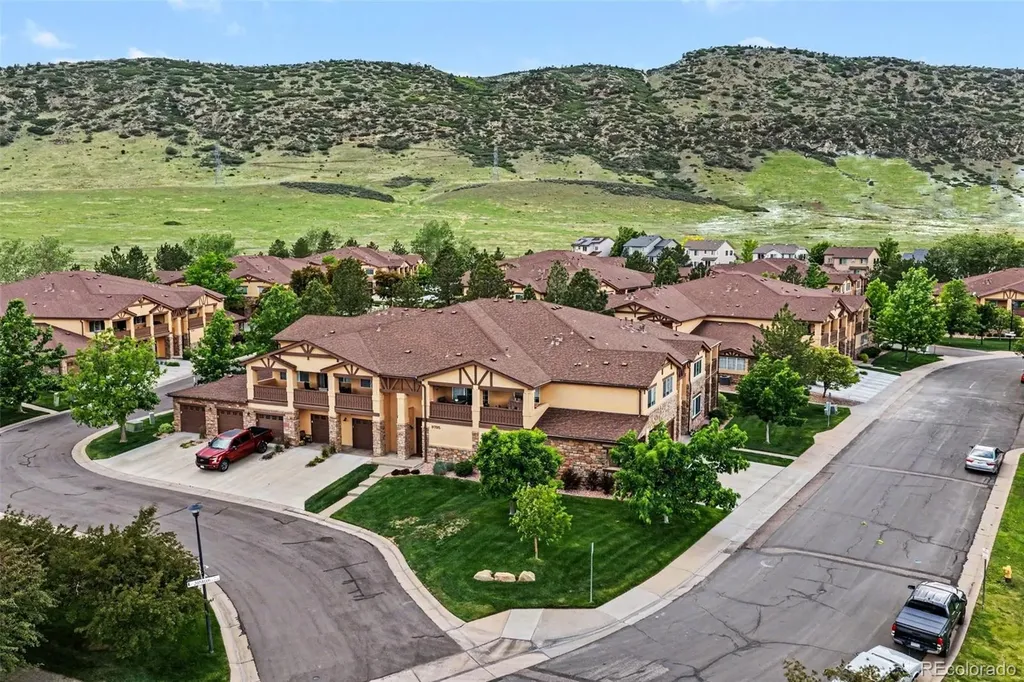 9795 W Freiburg Drive Littleton CO 80127