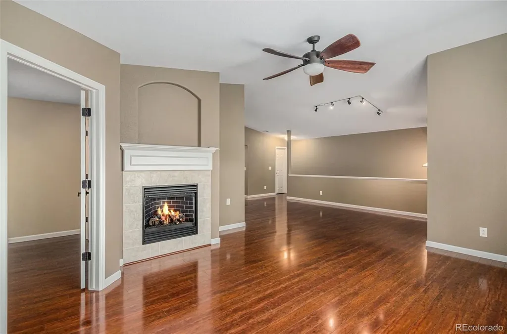 9795 W Freiburg Drive Littleton CO 80127