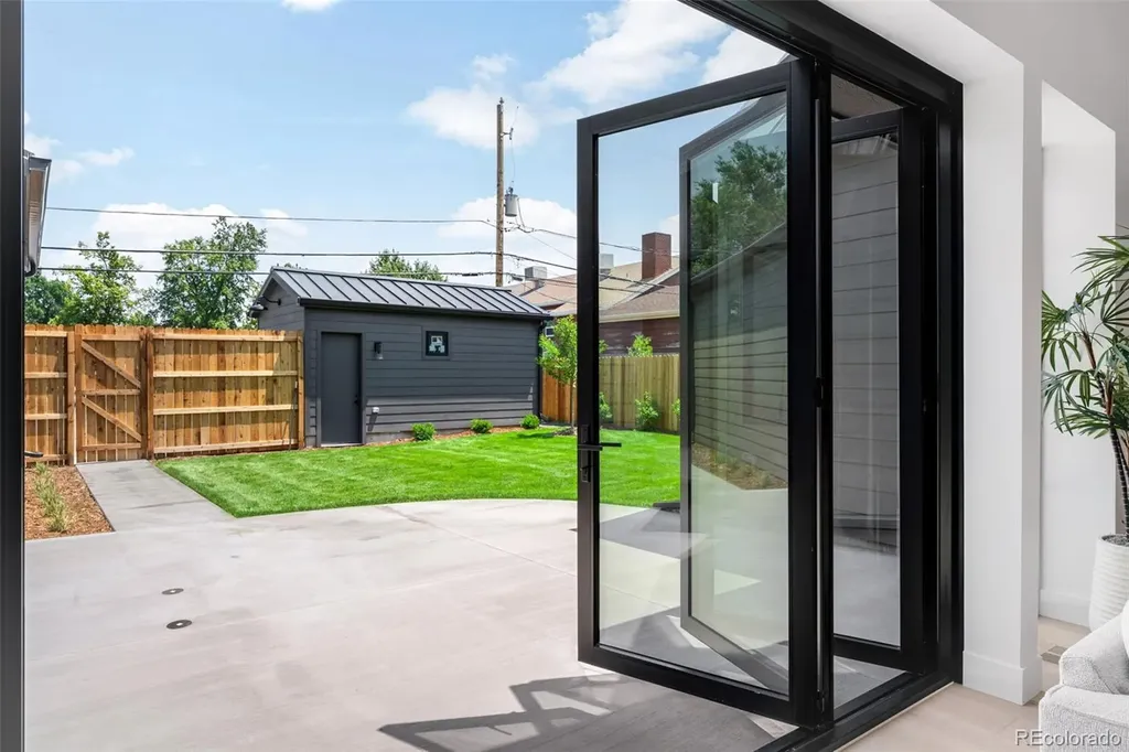 3360 S Dexter Street Denver CO 80222
