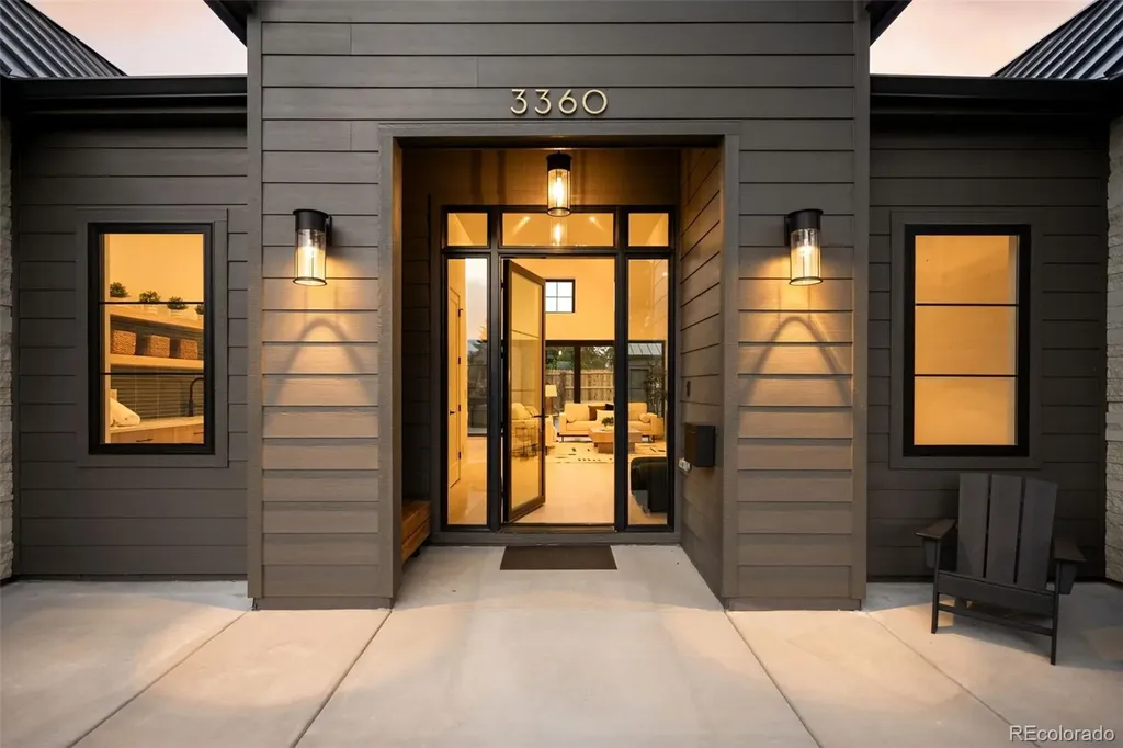 3360 S Dexter Street Denver CO 80222