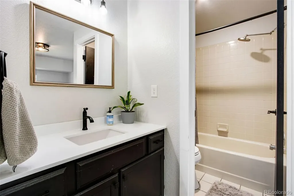 2154 Sunridge Circle Broomfield CO 80020