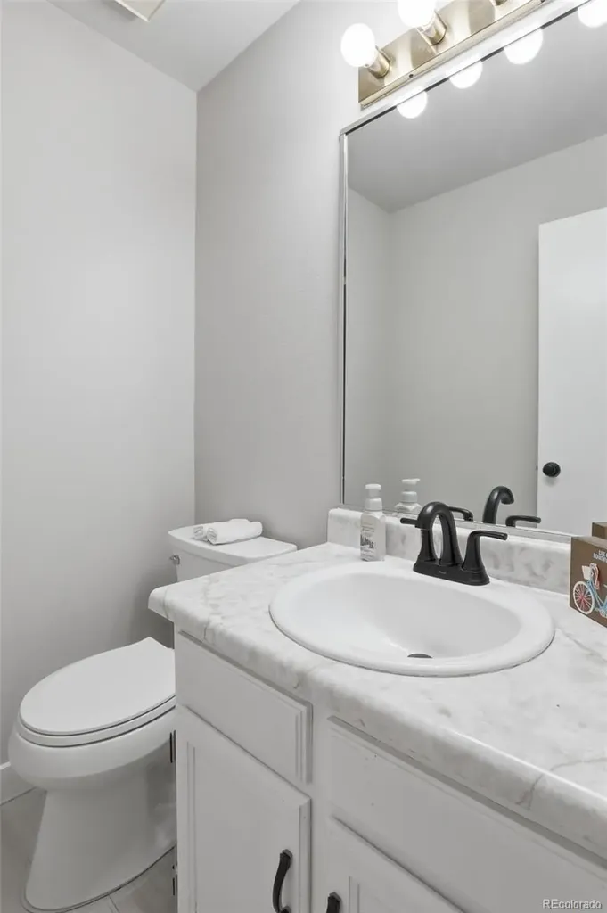 5716 S Lisbon Way Centennial CO 80015