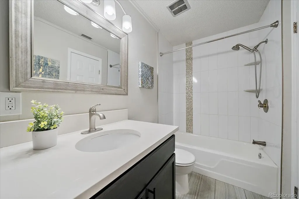 2365 E Geddes Avenue Littleton CO 80122