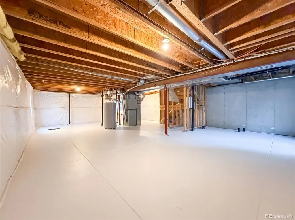 10562 Falcon Street Longmont CO 80504