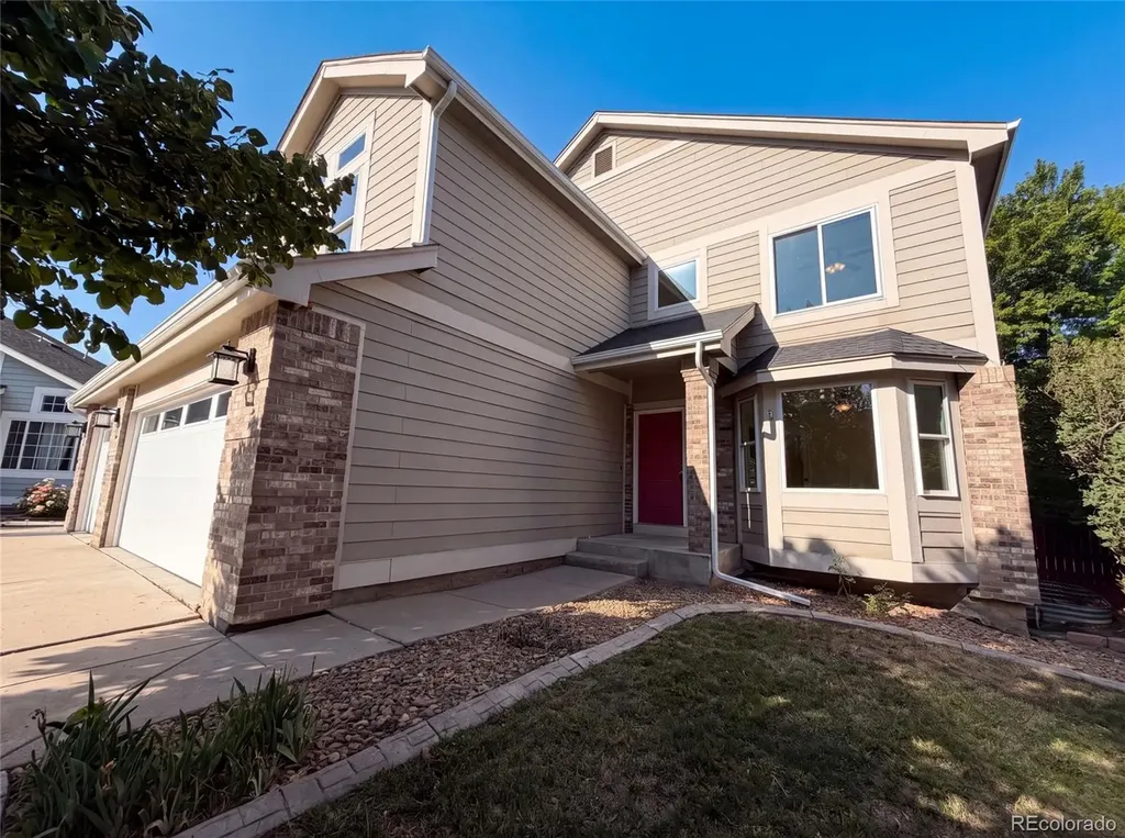 10562 Falcon Street Longmont CO 80504