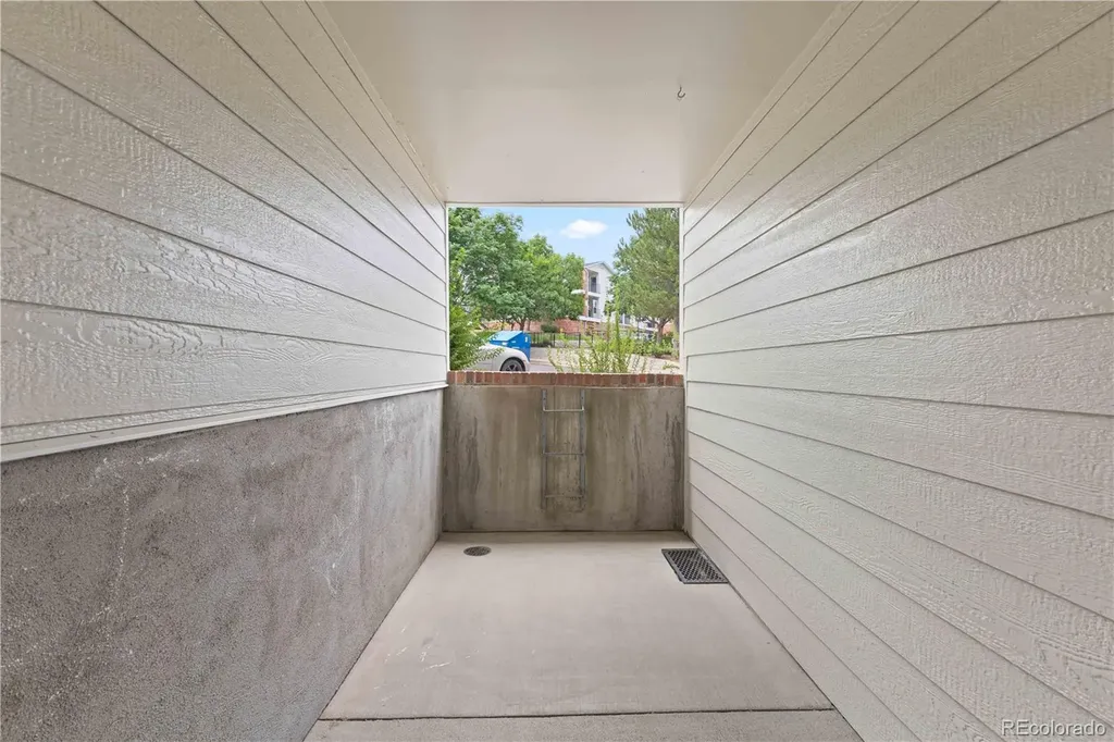 1661 S Cole Street Denver CO 80228