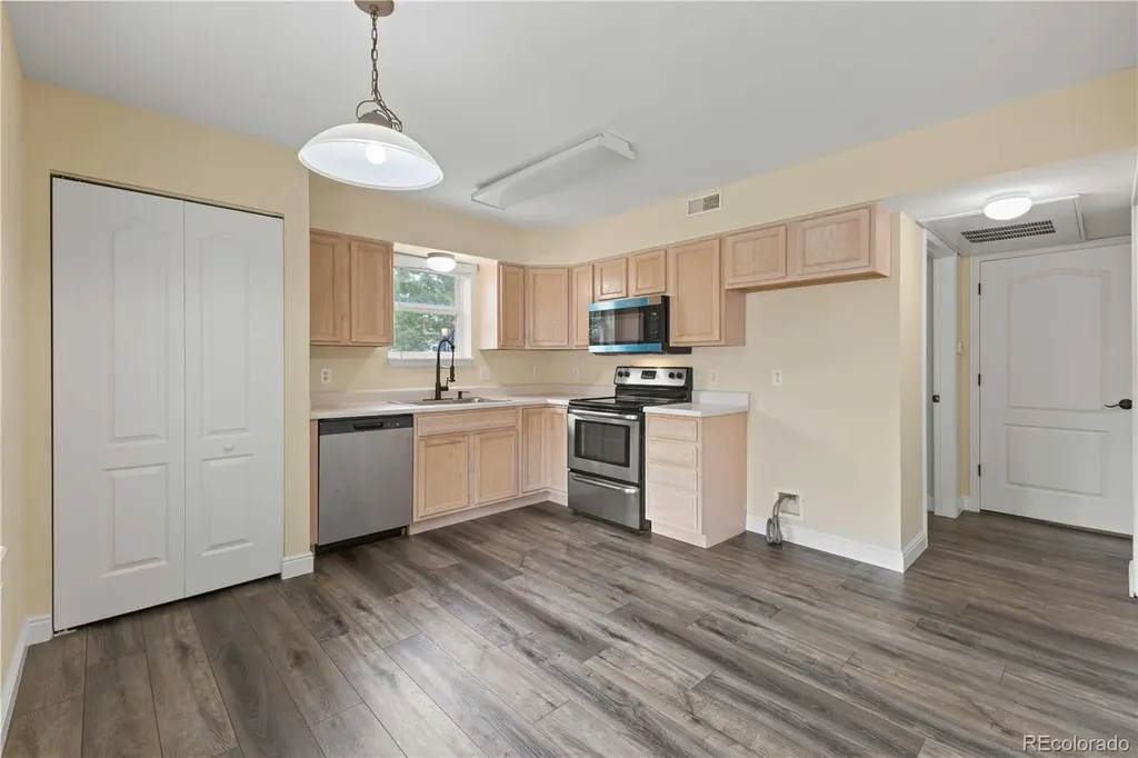 1661 S Cole Street Denver CO 80228