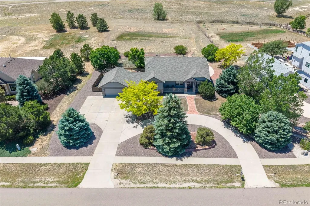 49240 Antelope Drive W Bennett CO 80102