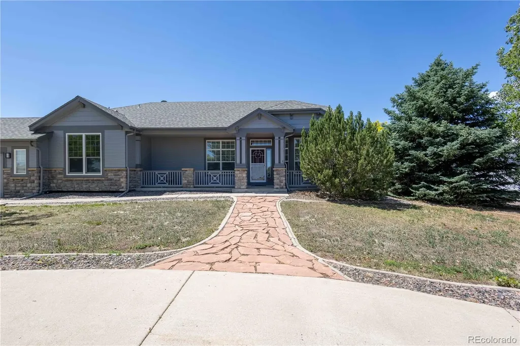 49240 Antelope Drive W Bennett CO 80102
