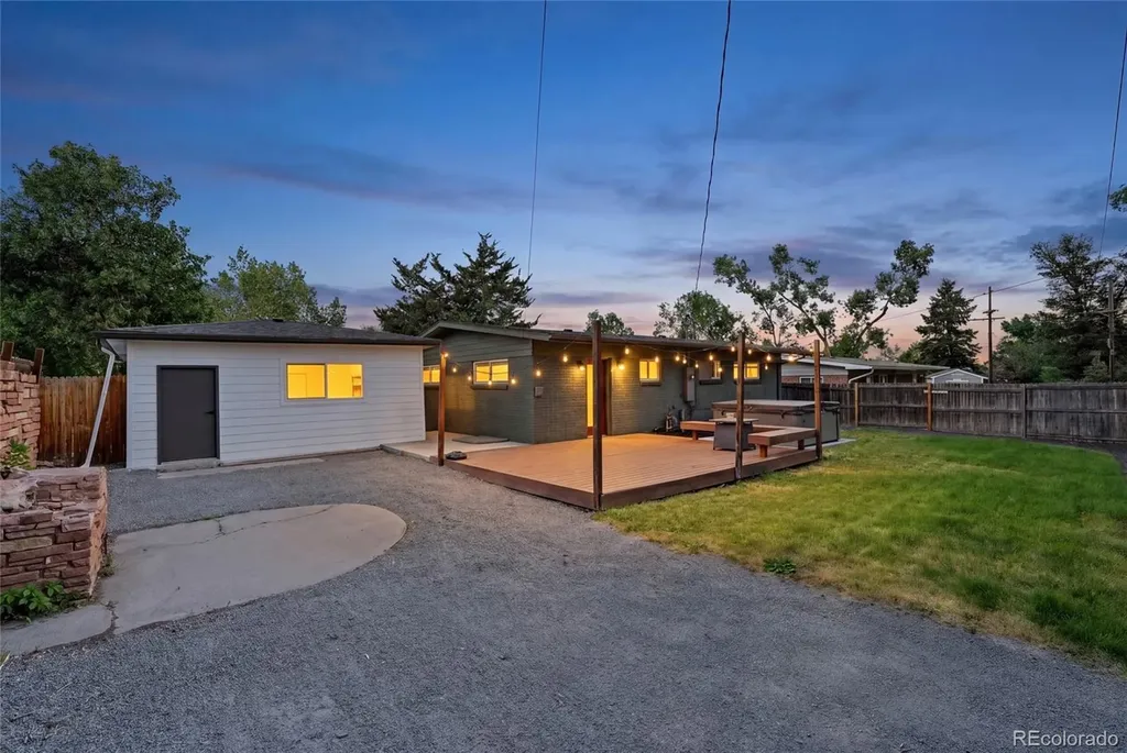 9314 Ridge Road Arvada CO 80002