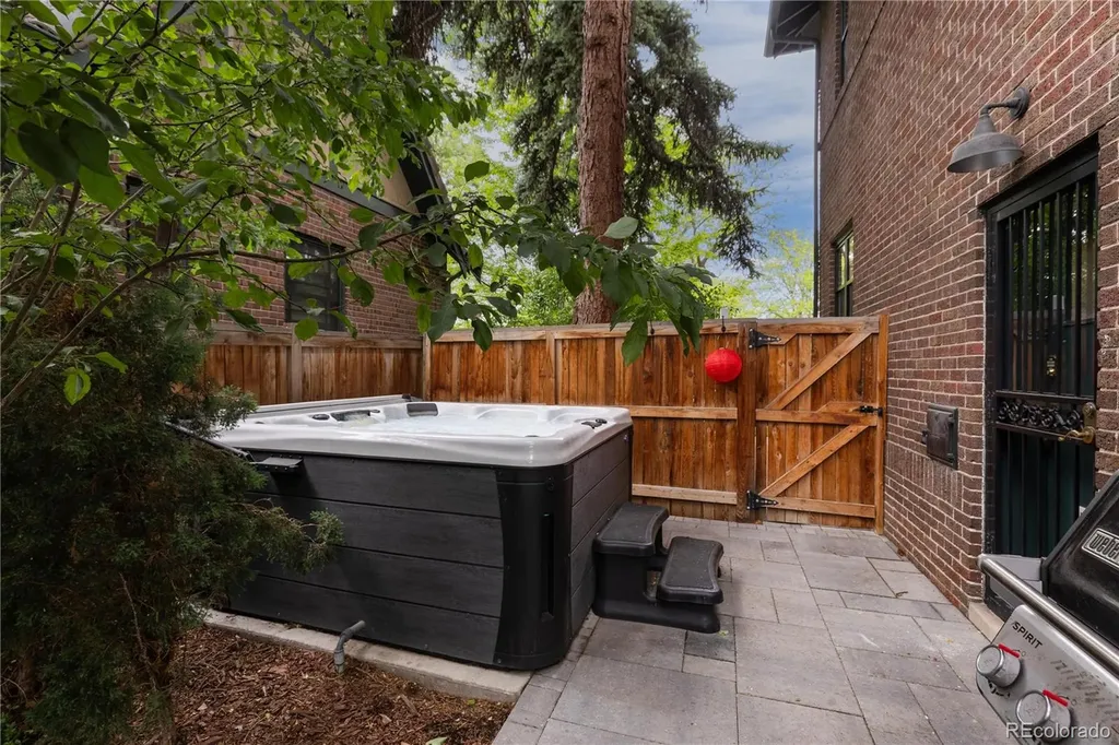 4636 Montview Boulevard Denver CO 80207