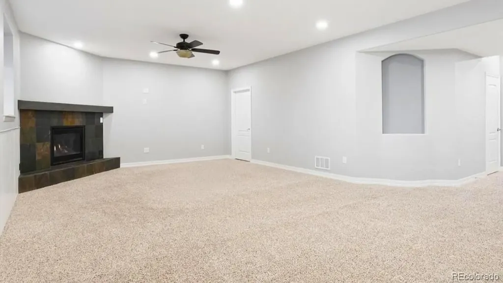 8169 S Blackstone Parkway Aurora CO 80016