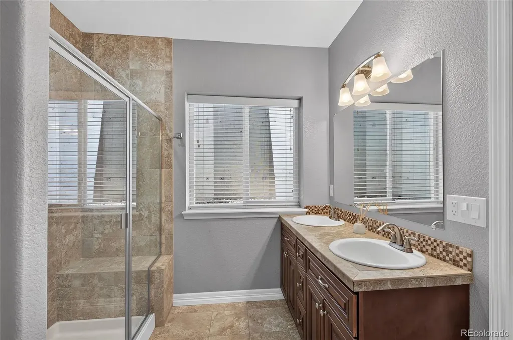 8169 S Blackstone Parkway Aurora CO 80016