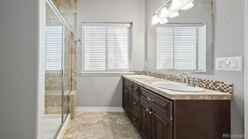 8169 S Blackstone Parkway Aurora CO 80016