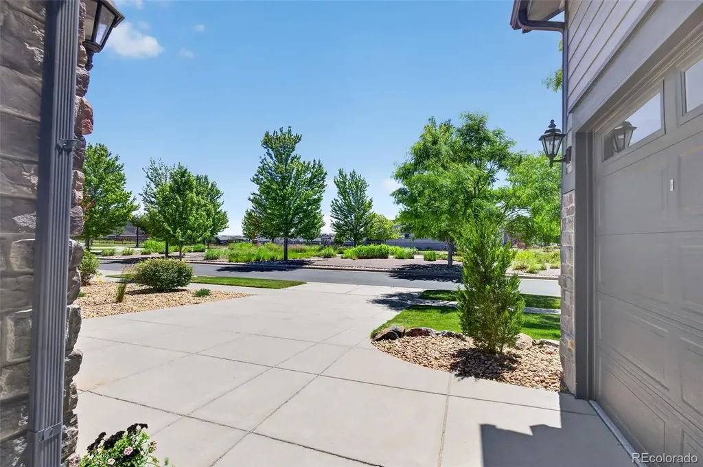 8169 S Blackstone Parkway Aurora CO 80016
