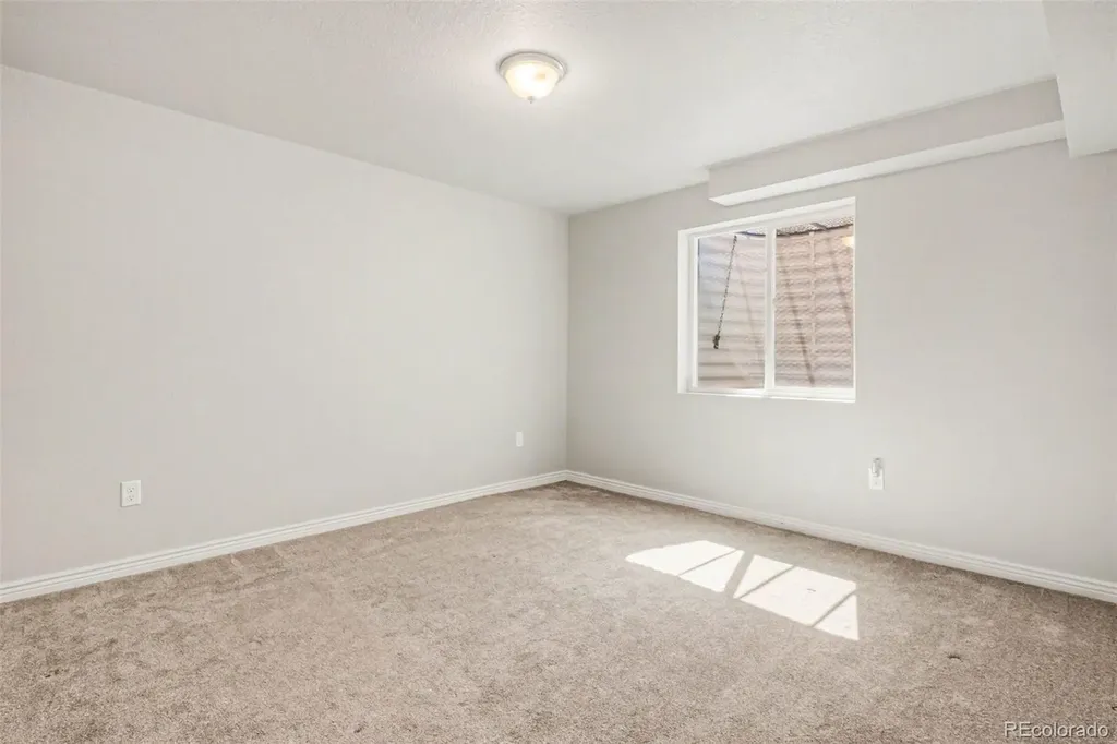 25404 E 2nd Avenue Aurora CO 80018