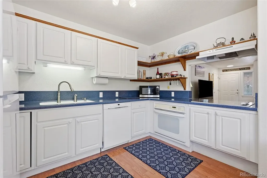 2206 S Iola Street Aurora CO 80014