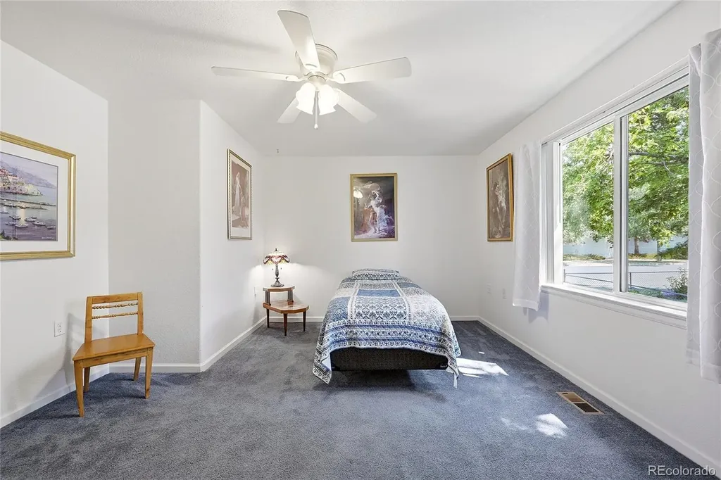 2206 S Iola Street Aurora CO 80014