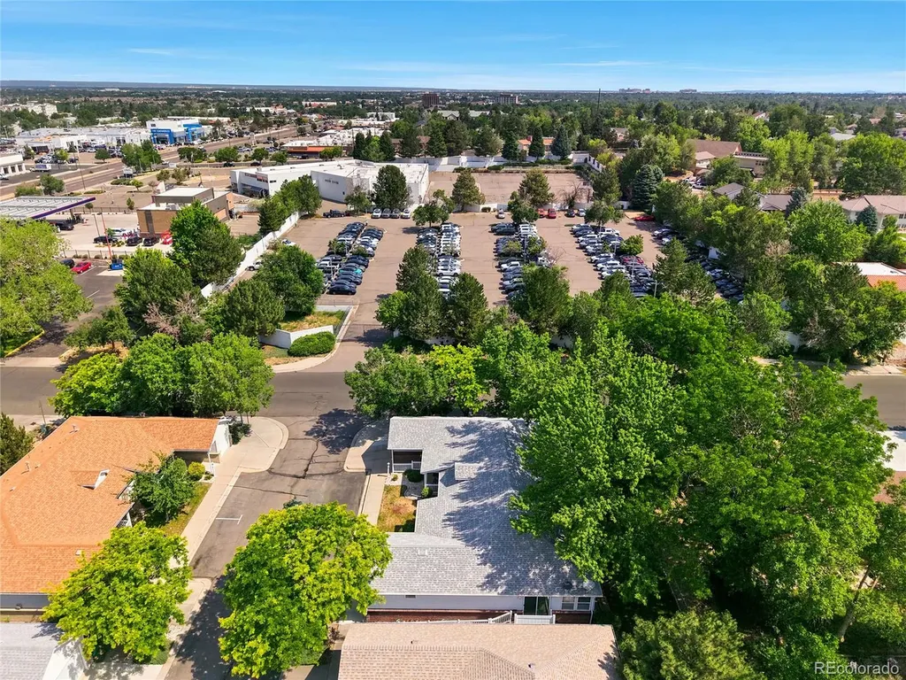 2206 S Iola Street Aurora CO 80014