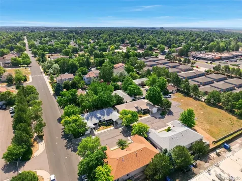 2206 S Iola Street Aurora CO 80014
