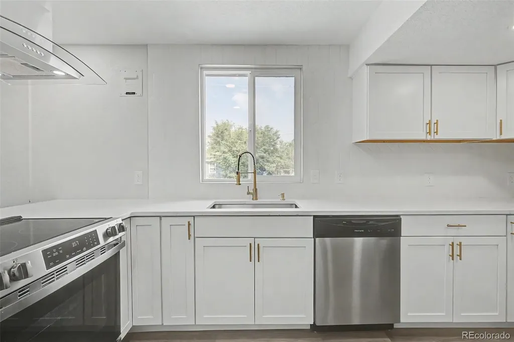 901 S Raleigh Street Denver CO 80219