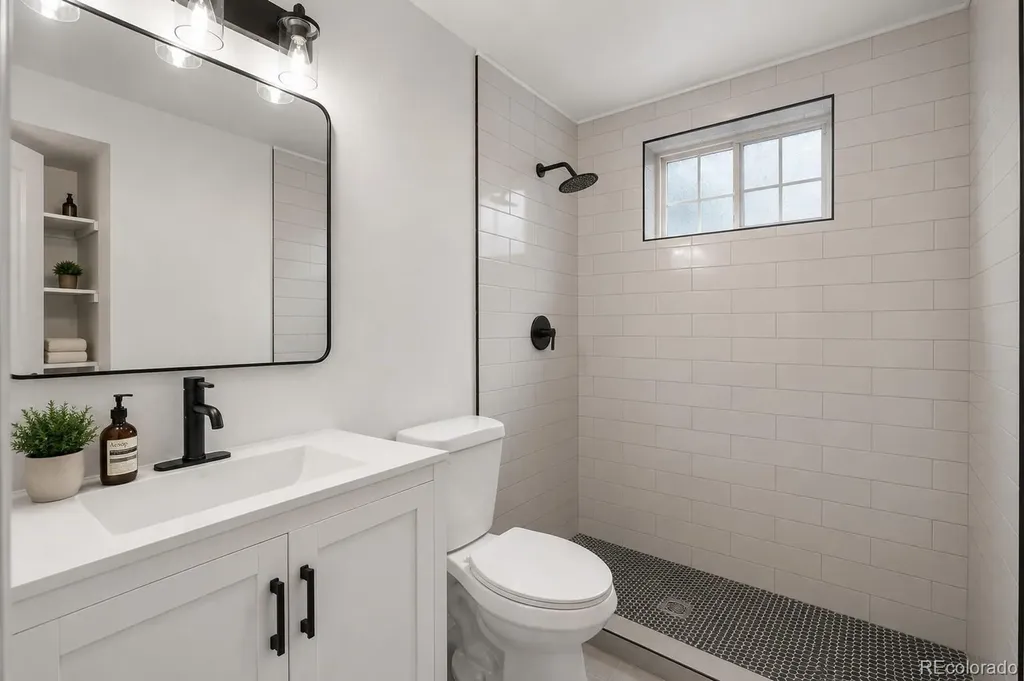 15974 E Baltic Place Aurora CO 80013
