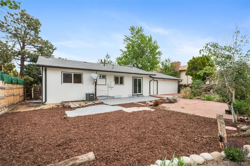 15974 E Baltic Place Aurora CO 80013