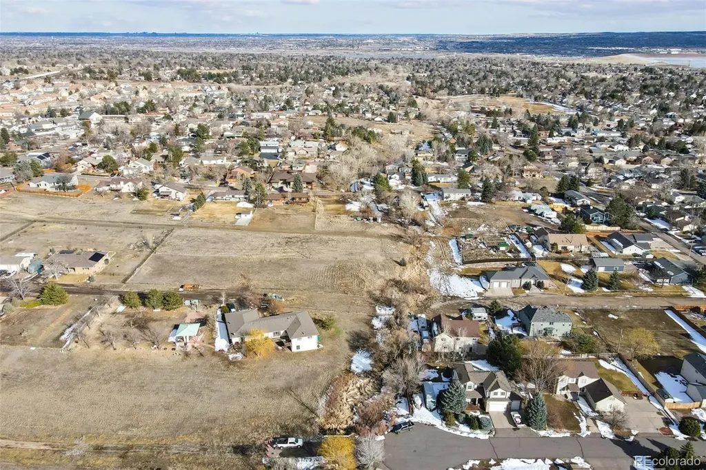 7826 S Field Street Littleton CO 80128