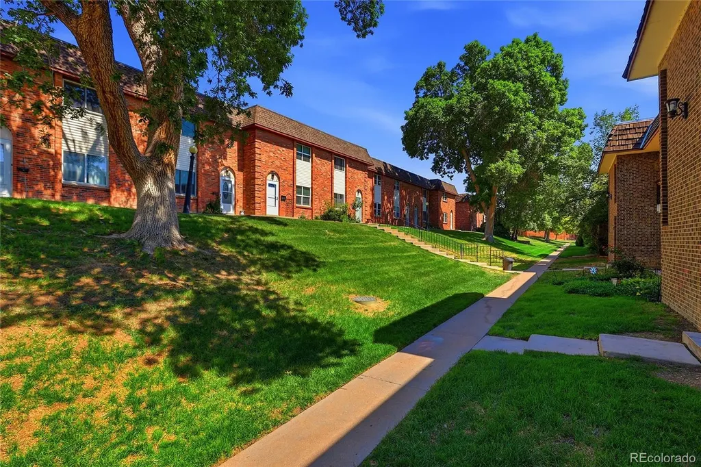4585 S Lowell Boulevard Denver CO 80236
