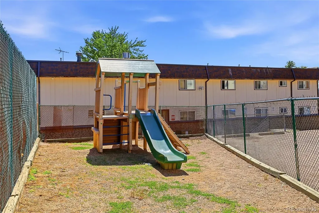 4585 S Lowell Boulevard Denver CO 80236