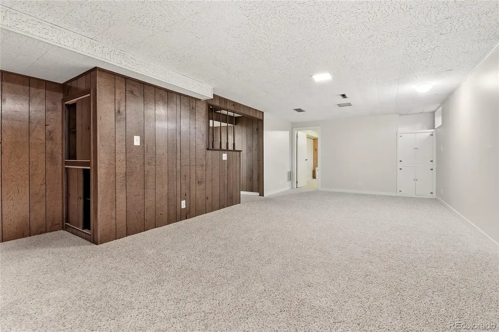 3323 W Monmouth Avenue Englewood CO 80110