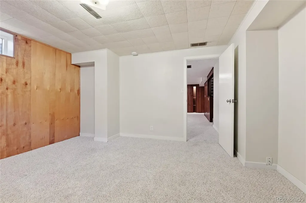 3323 W Monmouth Avenue Englewood CO 80110